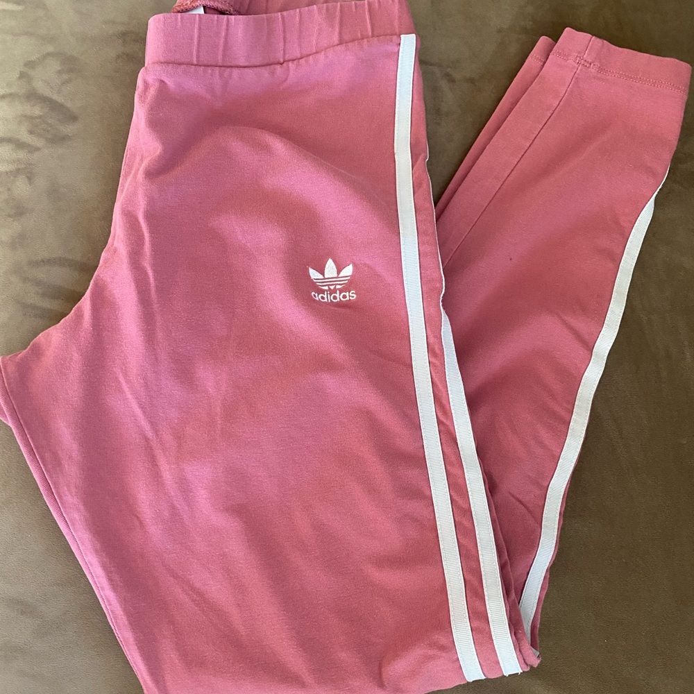 Adidas leggings rose color